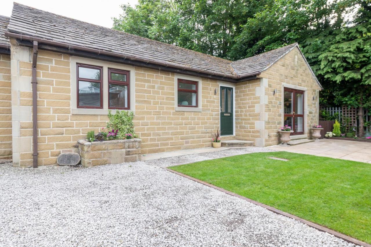 Large 2-Bedroom Bungalow Near Airedale Hospital, Keighley, Convenient Location With Parking Steeton Zewnętrze zdjęcie